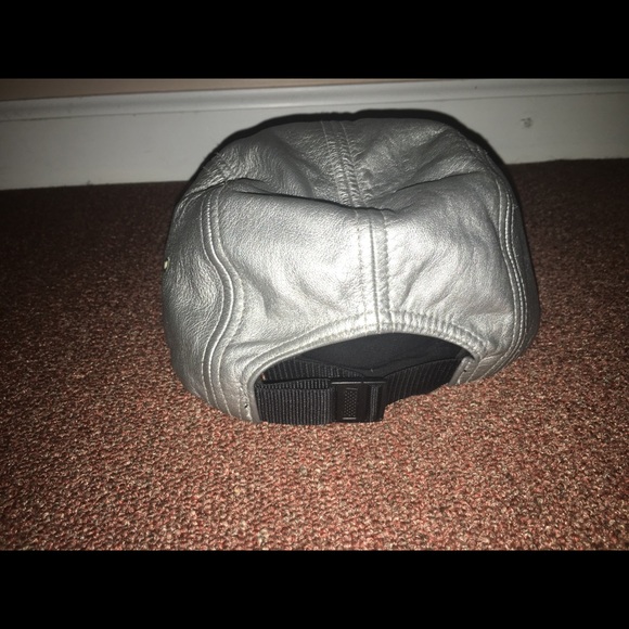 Silver supreme Cap - Picture 6 of 7